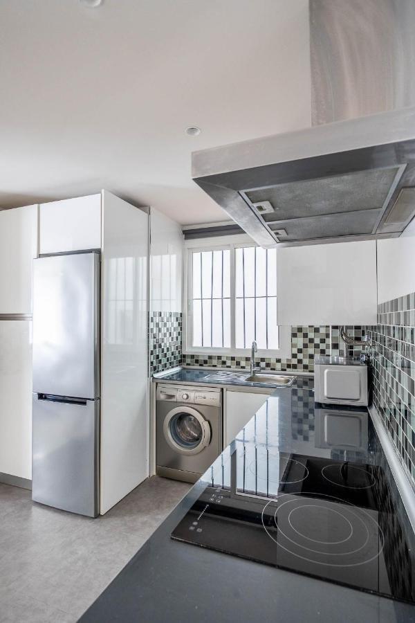 Amplisimo De Diseno Nuevo En El Corazon De Triana, Parking Included Apartament Sevilla