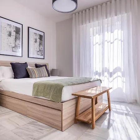 Amplisimo Apartamento De Diseno Nuevo En El Corazon De Triana, Parking Included Seville Exterior photo